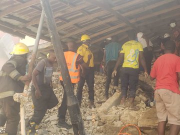 2 dead as two-storey building collapses in Lagos